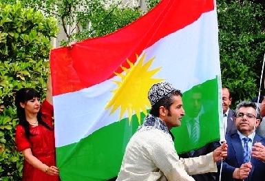 Флаг Курдистана поднят в столице ЕС 