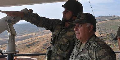 Турецкие военные начальники инспектируют войска вдоль сирийской границы 