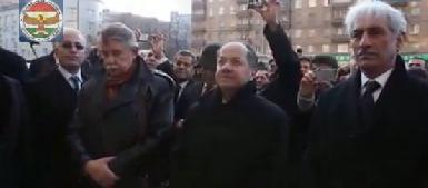 Видеозапись церемонии открытия мемориальной доски в честь Мустафы Барзани