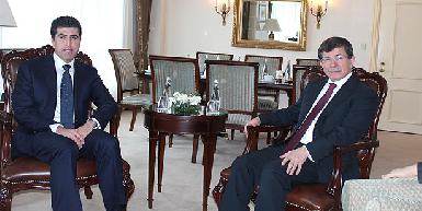 Барзани и Давутоглу обсудили ситуацию в Сирии  