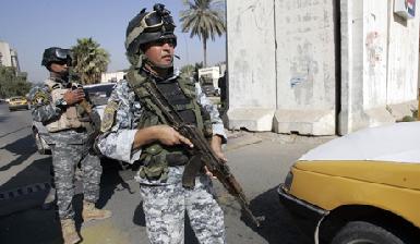 В Ираке террористы-смертники напали на полицейский участок