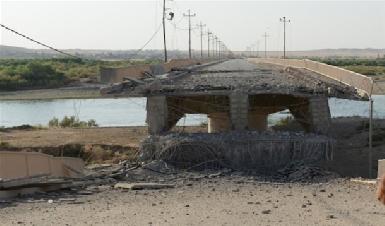 Боевики взорвали четыре главных моста Мосула