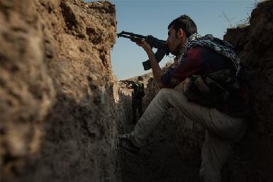 Курды сдерживают атаку боевиков ИГ в 5 км от сирийского Айн-аль-Араб
