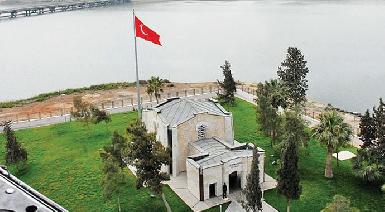 Турция эвакуировала из Сирии военных, охранявших османскую святыню
