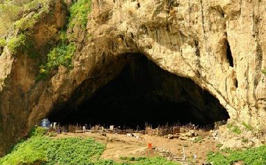 В пещере Шанидар найдены останки еще одного неандертальца  