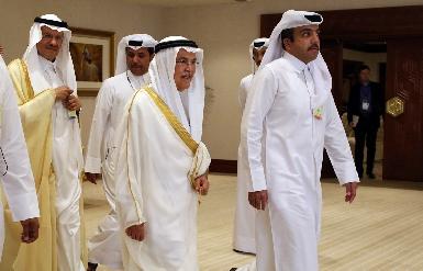 Сделка по "заморозке" добычи нефти не состоялась, встреча в Дохе завершилась