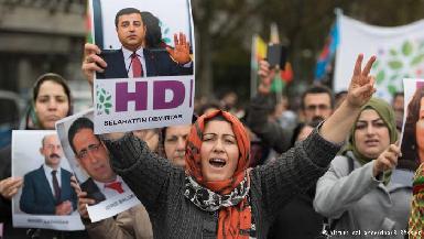 Турецкий МИД обвинил Германию в поддержке курдских боевиков