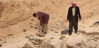 Еще два массовых захоронения езидов обнаружены около Синджара