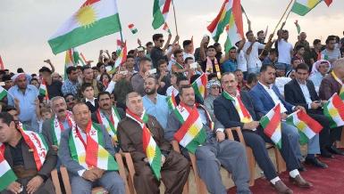 Курды и арабы Зуммара проводят митинги в поддержку независимости Курдистана