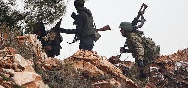 Курдские силы продолжают защиту Африна от нападения Турции
