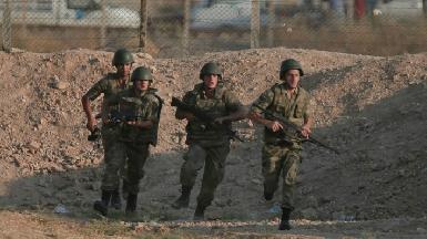 В результате взрыва бомбы в Мардине пострадали три турецких солдата
