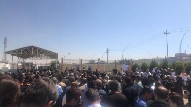 Иранские курдские беженцы собрались у офиса ООН в Эрбиле