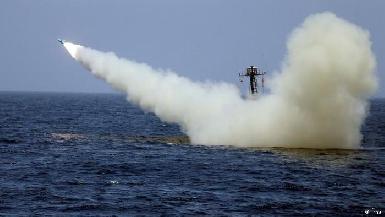 Иран в ходе маневров испытал баллистические ракеты