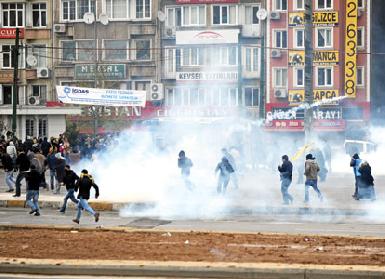 Курды устроили беспорядки в нескольких городах Турции