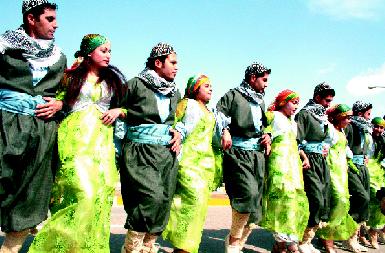 16 стран участвуют в фольклорном фестивале в Сулеймании 