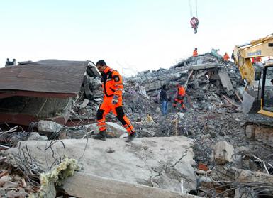 Молодой человек найден живым спустя почти 4 дня после землетрясения