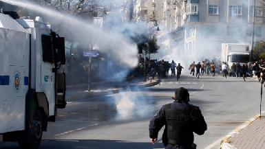 В Турции свыше 20 человек ранены при разгоне акций курдов