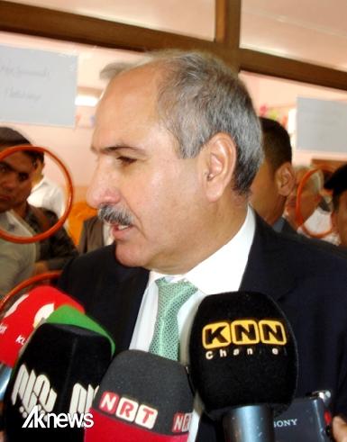 Вице-премьер Курдистана отвергает полномочия на подписание нефтяных контрактов 