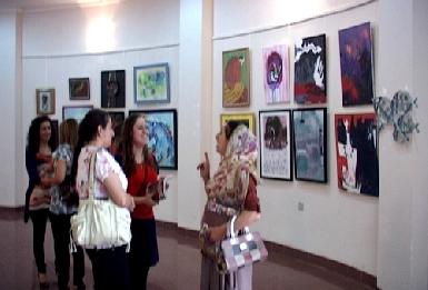 Выставка живописи собрала 74 женщин-художниц в Дахуке 