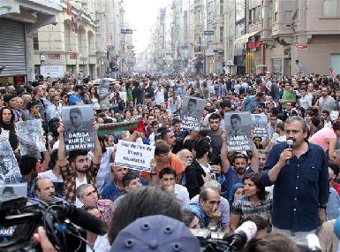 В Стамбуле прошла демонстрация против расстрела в Диарбакыре