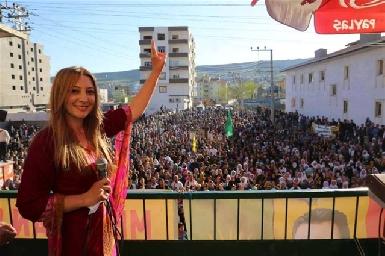Курдянка стала самым молодым мэром Турции 