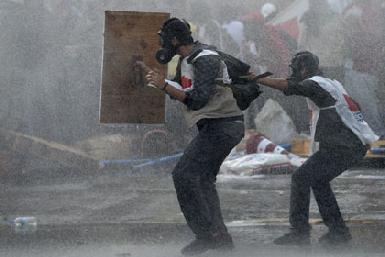 Турецкие полицейские во время беспорядков застрелили двух курдов