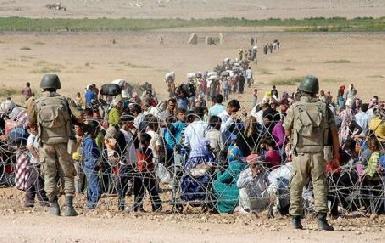 Турция открыла большой лагерь для беженцев из Кобани