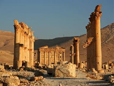 Правозащитники: боевики ИГ заминировали древнюю часть города Пальмира