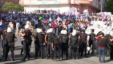 Тысячи курдов вышли на демонстрацию против властей Ирака и Турции