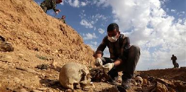 В 20 братских могилах Синджара найдены 1600 тел езидов