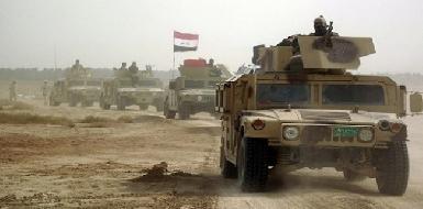 Иракская армия продолжает отправлять оружие в Махмур 