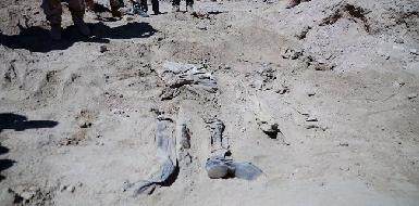Около 10 массовых захоронений найдены около Мосула  