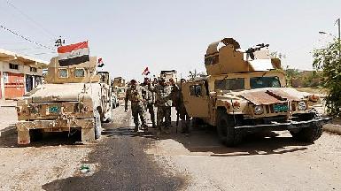 Армия Ирака водрузила флаг над городской администрацией Эль-Фаллуджи