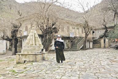 "Армянский Лалеш" может расколоть курдов