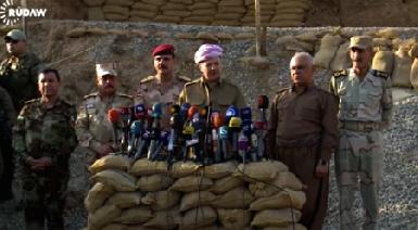Президент Барзани провел пресс-конференцию на линии фронта в Мосуле