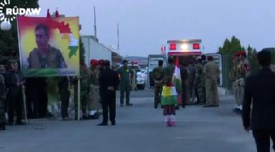 В Эрбиле прошла траурная церемония встречи тела героически погибшего курдского сапера 