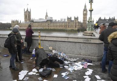 Трое погибли, 20 человек пострадали при теракте в Лондоне, нападавший уничтожен
