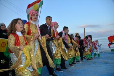 Сирийские курды отмечают Науруз в Курдистане