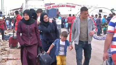 Сирийские беженцы возвращаются из Турции