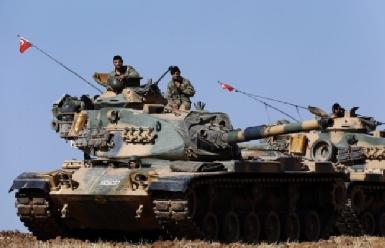 Турция отправила танки на границу с Курдистаном