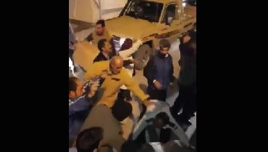 Видео: иранские силы безопасности унижают курдских граждан, пострадавших от землетрясения