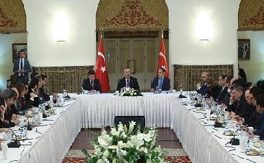 Глава МИД Турции обсудит посредничество в переговорах между Эрбилем и Багдадом