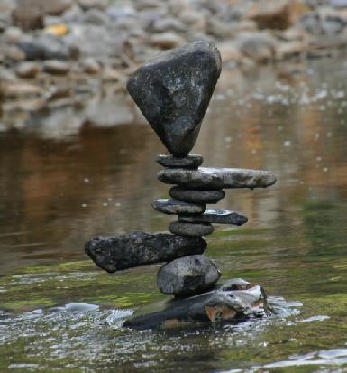 Знакомьтесь с первым курдским мастером балансировки камней