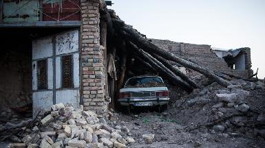 СМИ: На западе Ирана из-за землетрясения пострадали 20 человек