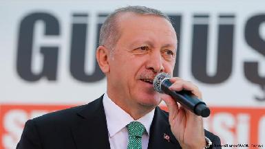 Эрдоган призвал турок обменивать доллары и евро на лиры