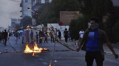 В Басре убиты еще два протестующих 