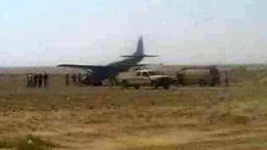 Военный самолет совершил вынужденную посадку в Туз-Хурмату