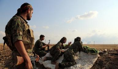 СМИ: боевики ИГ напали на позиции курдских бойцов на восточном берегу Евфрата