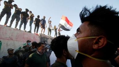 Басра: Протестующие попытались захватить офис губернатора