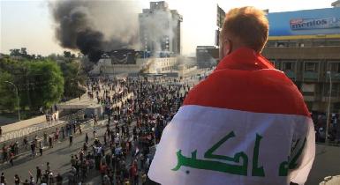 Иракские протестующие подожгли дом депутата